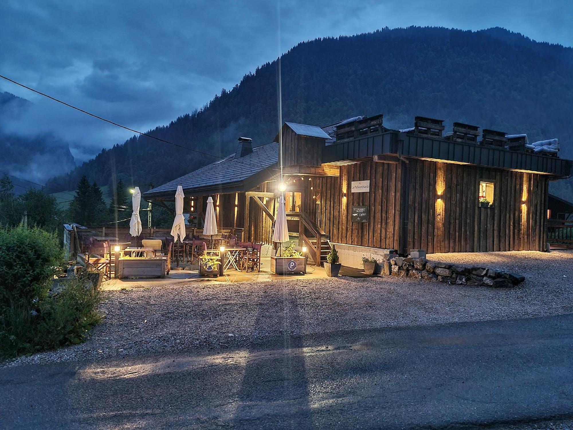 Hotel Le Passionnant Morzine Exterior foto